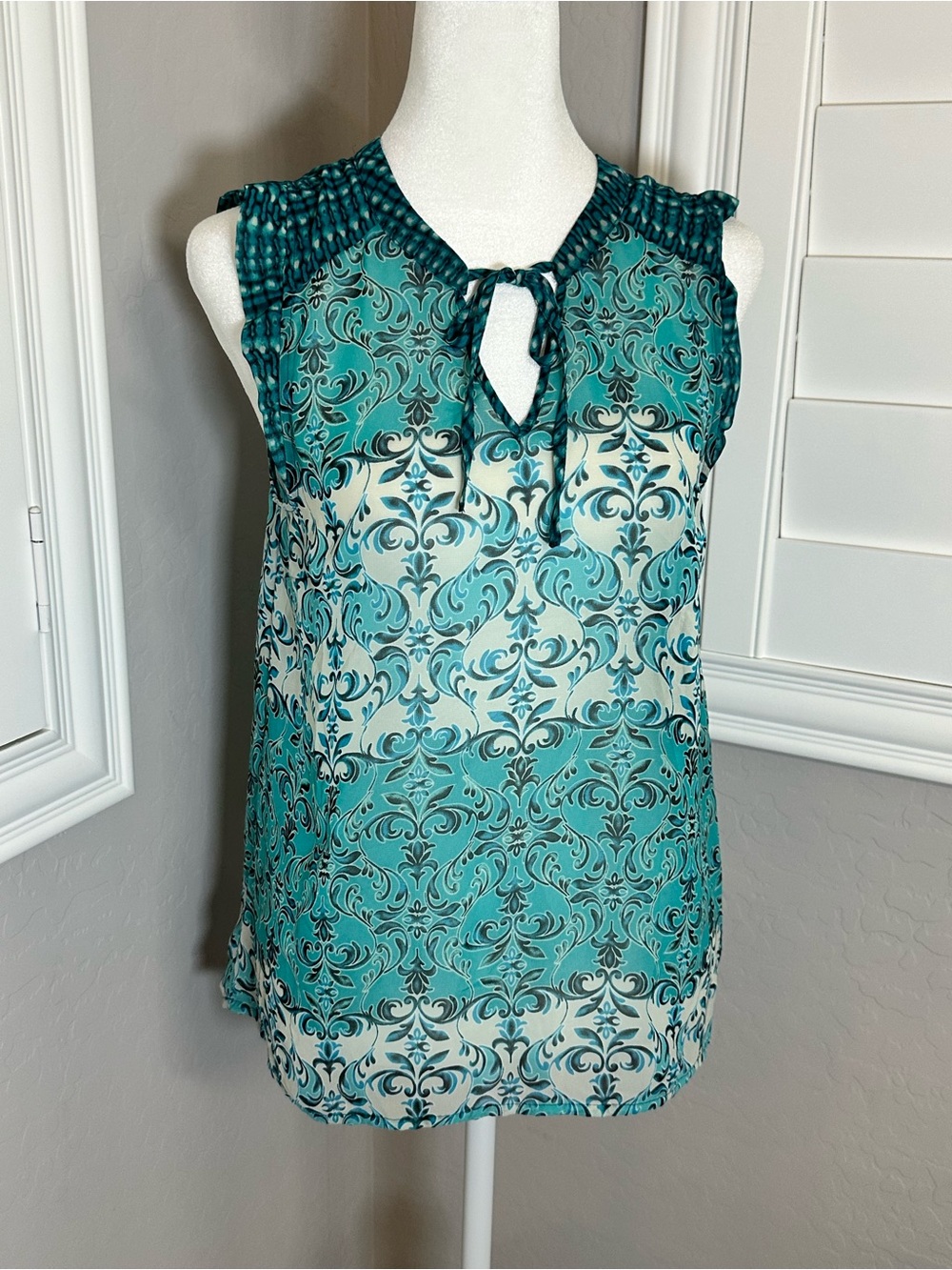 Bundle 4/$25 Elle Teal and Cream Sleeveless Tie-Neck Camisole